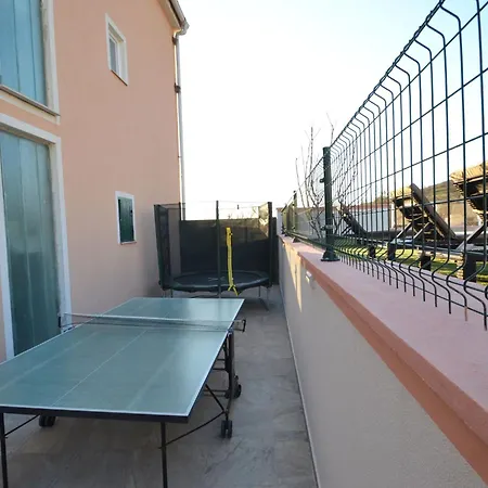 Melandura-7 By Interhome *