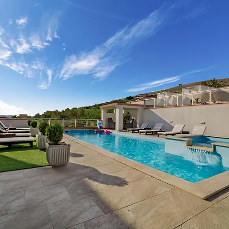 Lejlighed Melandura-7 By Interhome Dinjiška