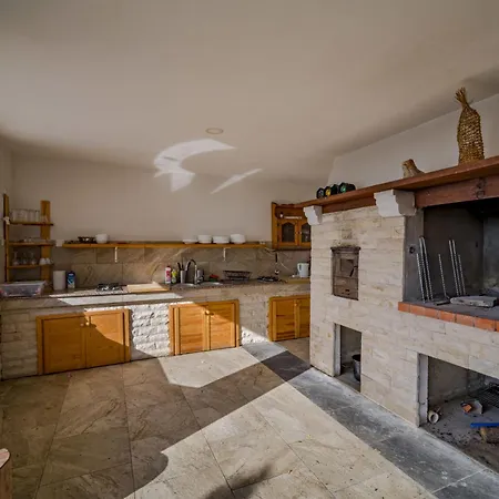 Melandura-7 By Interhome Lejlighed Dinjiška